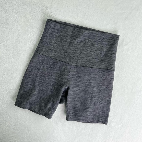 Lululemon Align Short - 2 - Picture 2 of 5